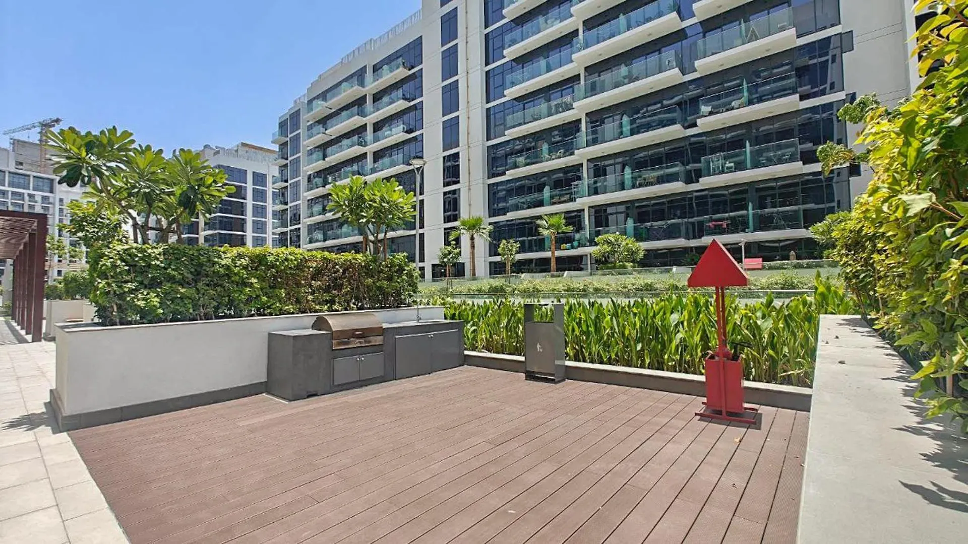 Apartment Elegant Studio With Garden In Meydan - Dubai United Arab Emirates