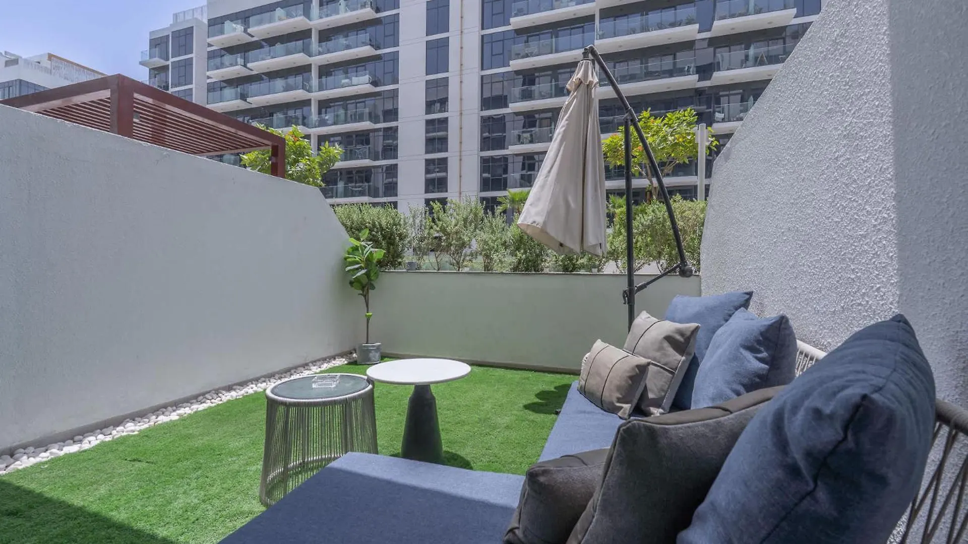 Elegant Studio With Garden In Meydan - Dubai 0*,